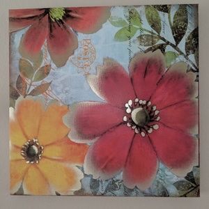 Pretty Tropical Like Floral Canvas Print